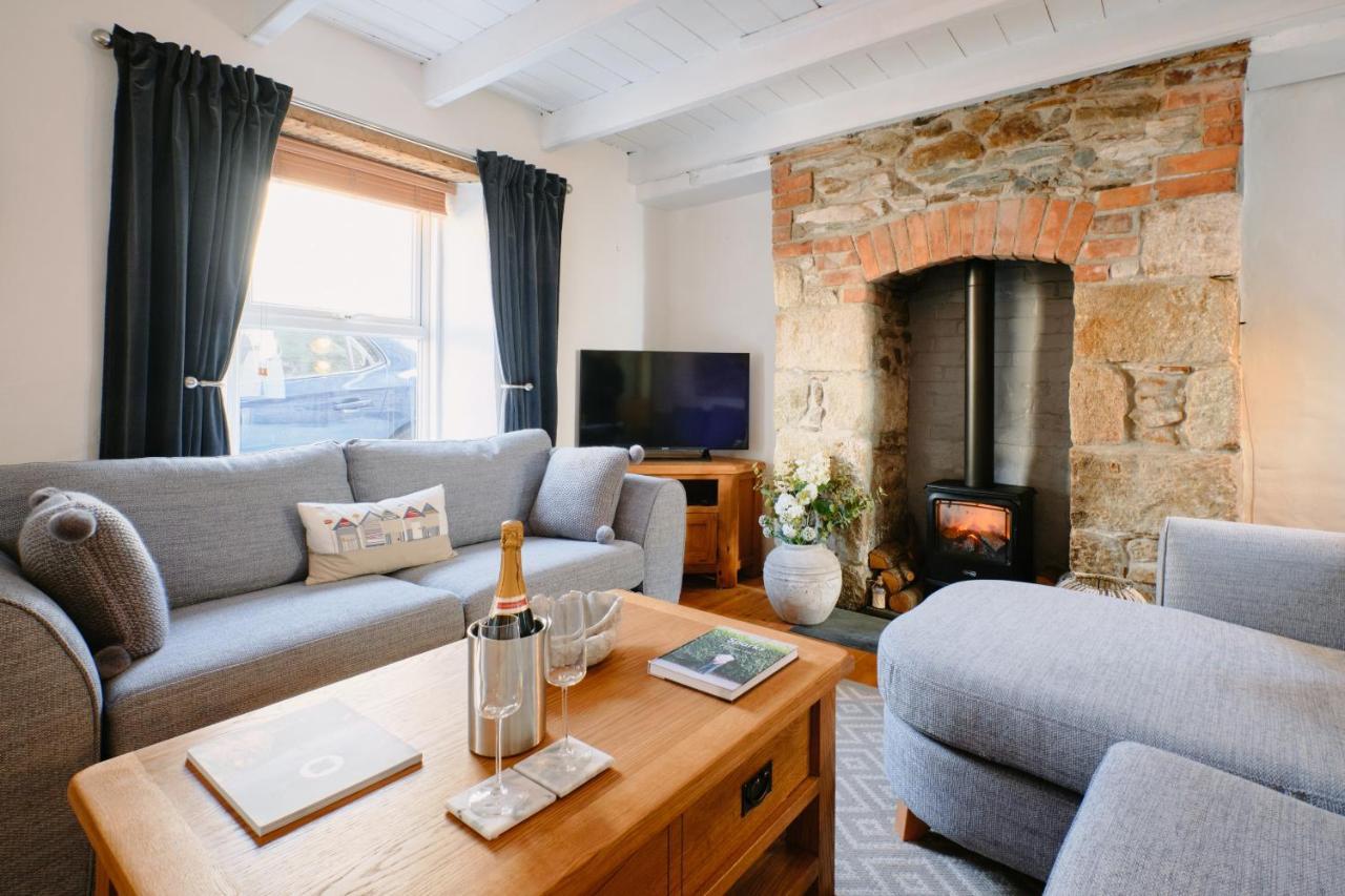 Finest Retreats - Scallop Cottage بورثليفين المظهر الخارجي الصورة